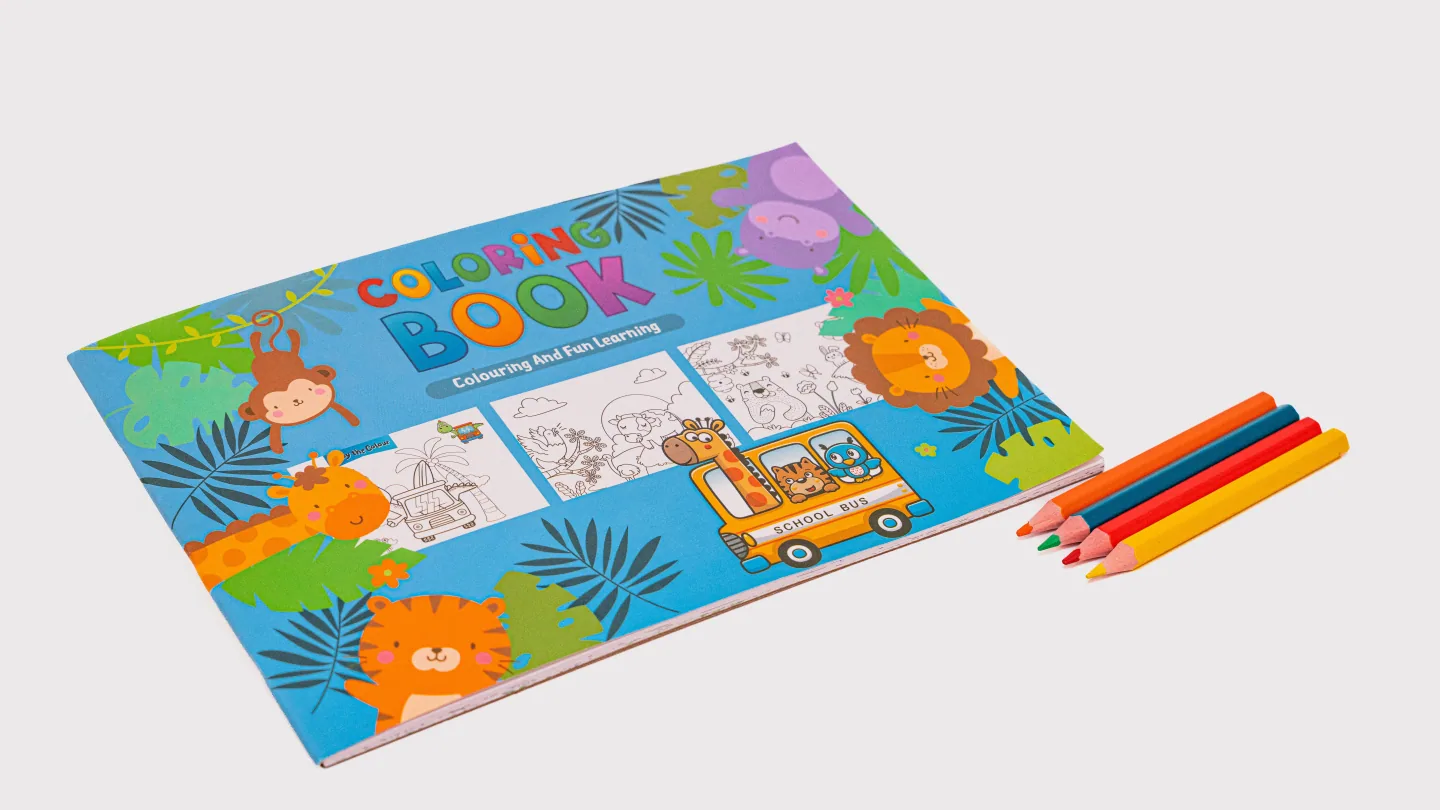 Libro para colorear de animales con sus lápices de cera